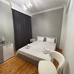 5 Deluxe And Easyliving Apartment, 3 , Full Extra Up To 10 People Baby , Ideal Midle Area Apartment
