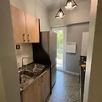 Apartment 5 Deluxe And Easyliving Apartment, 3 , Full Extra Up To 10 People Baby , Ideal Midle Area *
