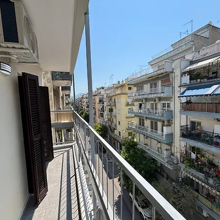 5 Deluxe And Easyliving Apartment, 3 , Full Extra Up To 10 People Baby , Ideal Midle Area Apartment *