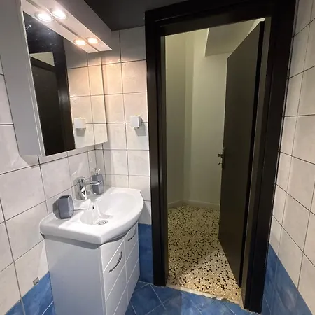 5 Deluxe And Easyliving Apartment, 3 , Full Extra Up To 10 People Baby , Ideal Midle Area Appartamento *