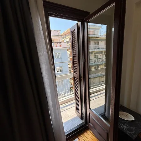 5 Deluxe And Easyliving Apartment, 3 , Full Extra Up To 10 People Baby , Ideal Midle Area Appartamento