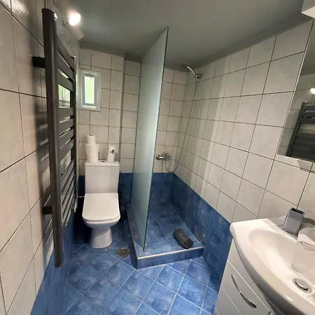 5 Deluxe And Easyliving Apartment, 3 , Full Extra Up To 10 People Baby , Ideal Midle Area