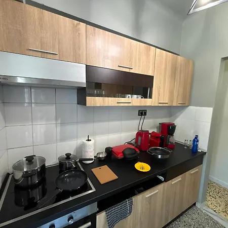 5 Deluxe And Easyliving Apartment, 3 , Full Extra Up To 10 People Baby , Ideal Midle Area Appartamento