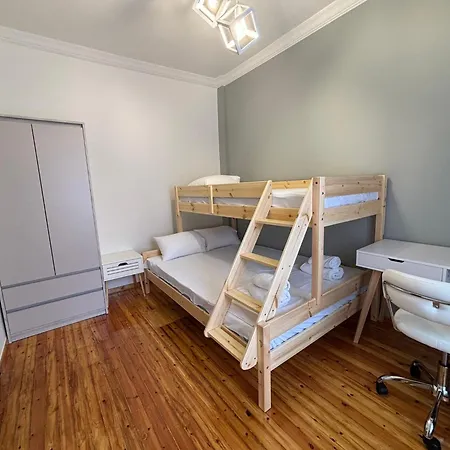 5 Deluxe And Easyliving Apartment, 3 , Full Extra Up To 10 People Baby , Ideal Midle Area * Thessaloniki