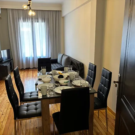 5 Deluxe And Easyliving Apartment, 3 , Full Extra Up To 10 People Baby , Ideal Midle Area
