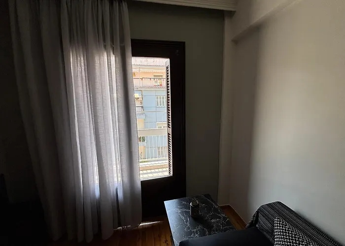 5 Deluxe And Easyliving Apartment, 3 , Full Extra Up To 10 People Baby , Ideal Midle Area * Thessaloniki
