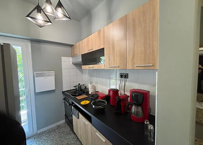 Apartment 5 Deluxe And Easyliving Apartment, 3 , Full Extra Up To 10 People Baby , Ideal Midle Area