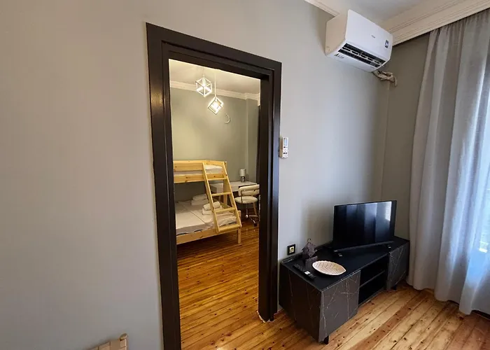 5 Deluxe And Easyliving Apartment, 3 , Full Extra Up To 10 People Baby , Ideal Midle Area Apartment *