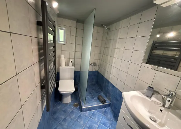 5 Deluxe And Easyliving Apartment, 3 , Full Extra Up To 10 People Baby , Ideal Midle Area