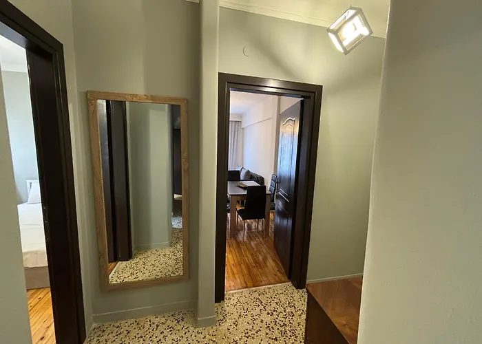 5 Deluxe And Easyliving Apartment, 3 , Full Extra Up To 10 People Baby , Ideal Midle Area Thessaloníki