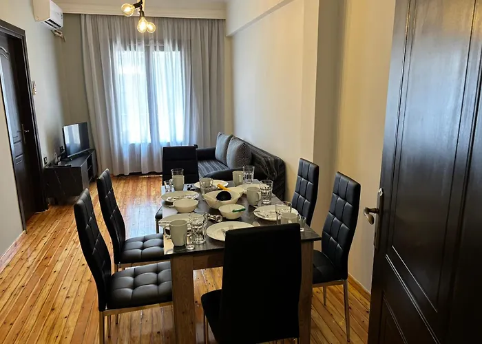 5 Deluxe And Easyliving Apartment, 3 , Full Extra Up To 10 People Baby , Ideal Midle Area
