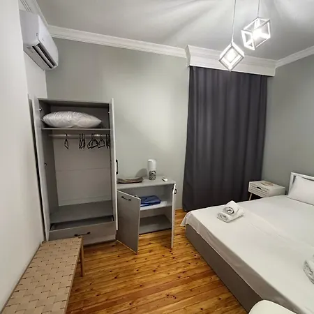 5 Deluxe And Easyliving Apartment, 3 , Full Extra Up To 10 People Baby , Ideal Midle Area *