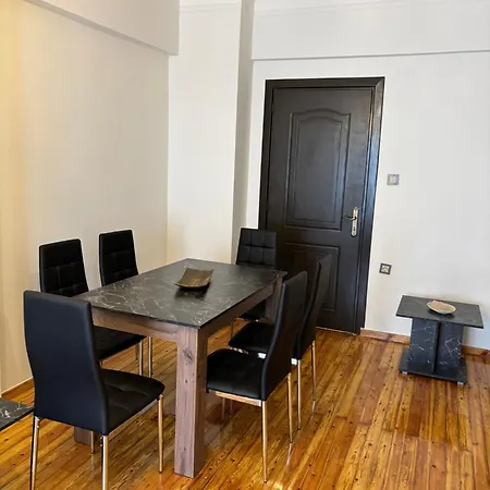 5 Deluxe And Easyliving Apartment, 3 , Full Extra Up To 10 People Baby , Ideal Midle Area شقة