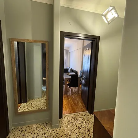 5 Deluxe And Easyliving Apartment, 3 , Full Extra Up To 10 People Baby , Ideal Midle Area سالونيك